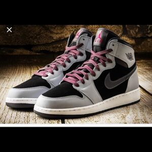 Air Jordan 1 Retro High Top Basketball Shoes!!